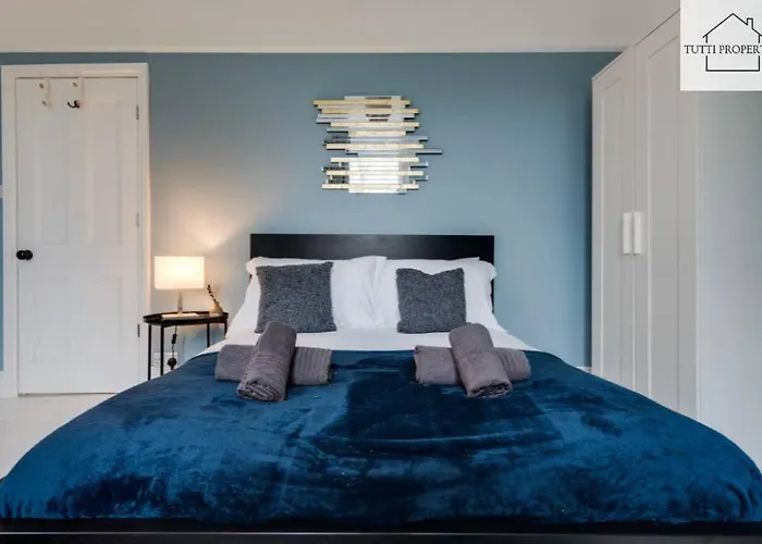 Elegant Home From Home